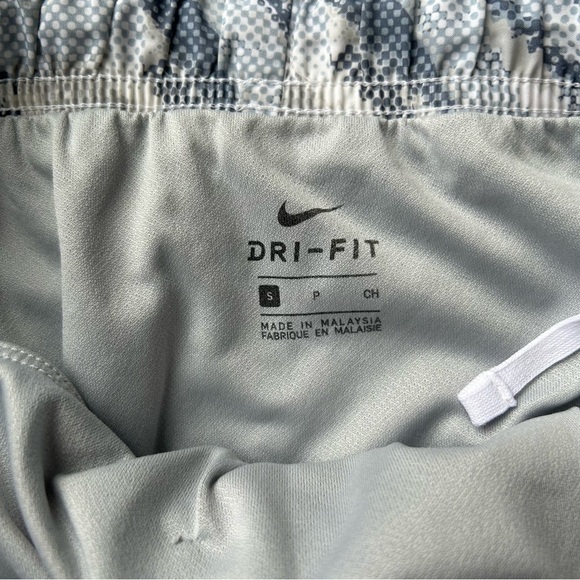 Nike Dri Fit Training Sport  Shorts - Picture 3 of 9